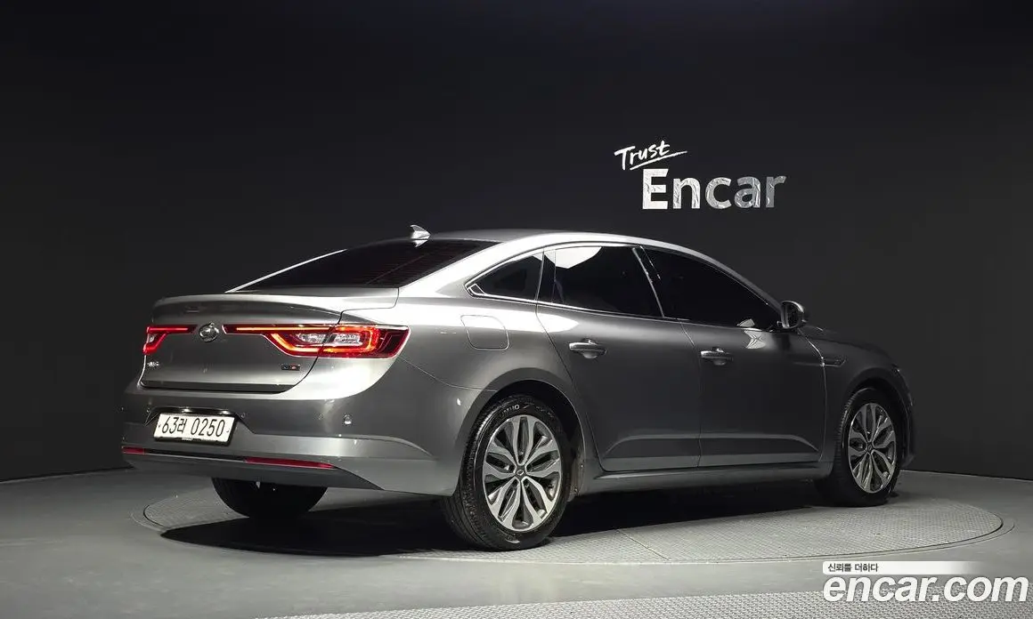 Renault (Samsung) SM6 2016 2.0 автомат (гидро), фото 2 Renault (Samsung) SM6 2016 2.0 автомат (гидро), фото 2