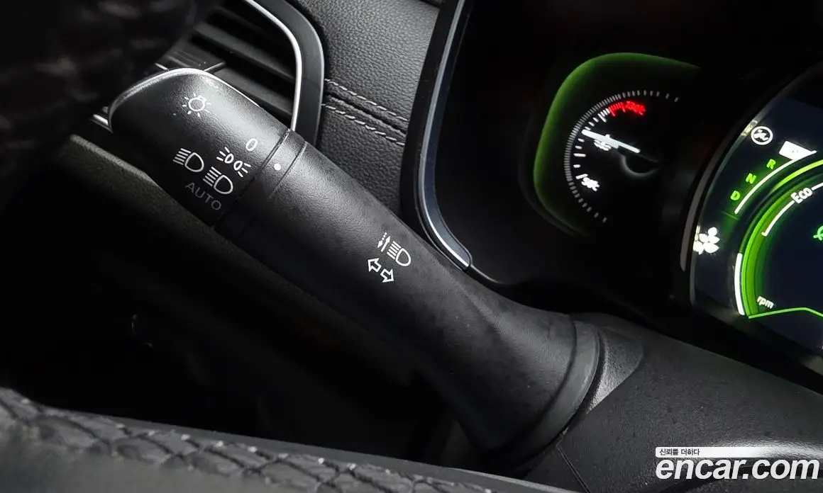Renault (Samsung) SM6 2016 2.0 автомат (гидро), фото 28 Renault (Samsung) SM6 2016 2.0 автомат (гидро), фото 28