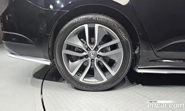 Renault (Samsung) SM6 2016 1.6 автомат (гидро), миниатюра 5 Renault (Samsung) SM6 2016 1.6 автомат (гидро), миниатюра 5
