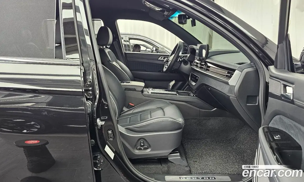 SsangYong Rexton 2024 2.2 автомат (гидро), фото 17 SsangYong Rexton 2024 2.2 автомат (гидро), фото 17