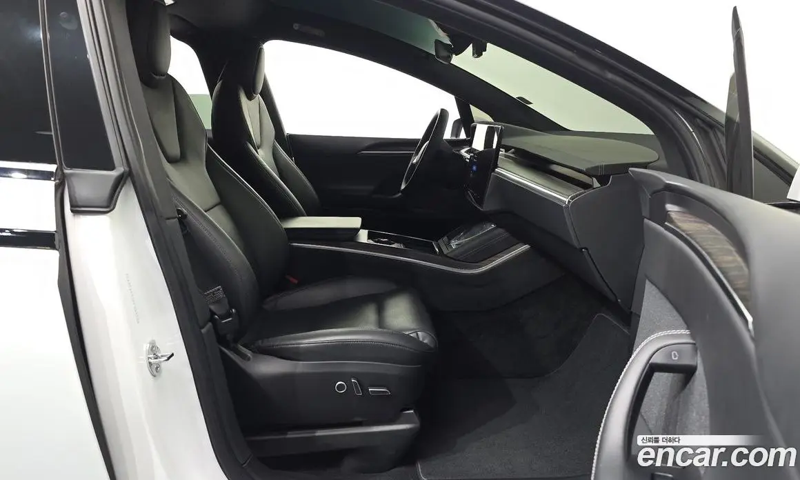 Tesla Model X 2023 0.3 автомат (гидро), фото 11 Tesla Model X 2023 0.3 автомат (гидро), фото 11