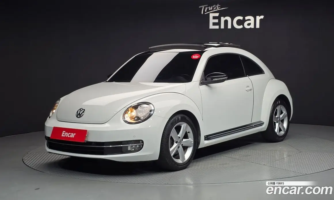 Volkswagen Beatle 2016 2.0 автомат (гидро), фото 1 Volkswagen Beatle 2016 2.0 автомат (гидро), фото 1
