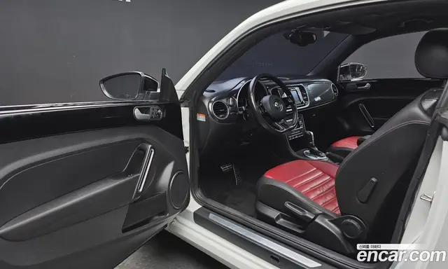 Volkswagen Beatle 2016 2.0 автомат (гидро), миниатюра 10 Volkswagen Beatle 2016 2.0 автомат (гидро), миниатюра 10