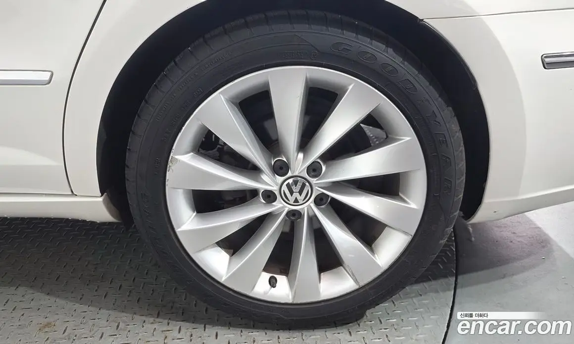 Volkswagen CC 2014 2.0 автомат (гидро), фото 6 Volkswagen CC 2014 2.0 автомат (гидро), фото 6