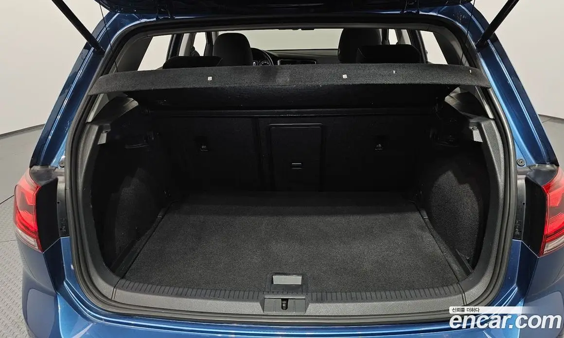 Volkswagen Golf 2014 1.6 автомат (гидро), фото 20