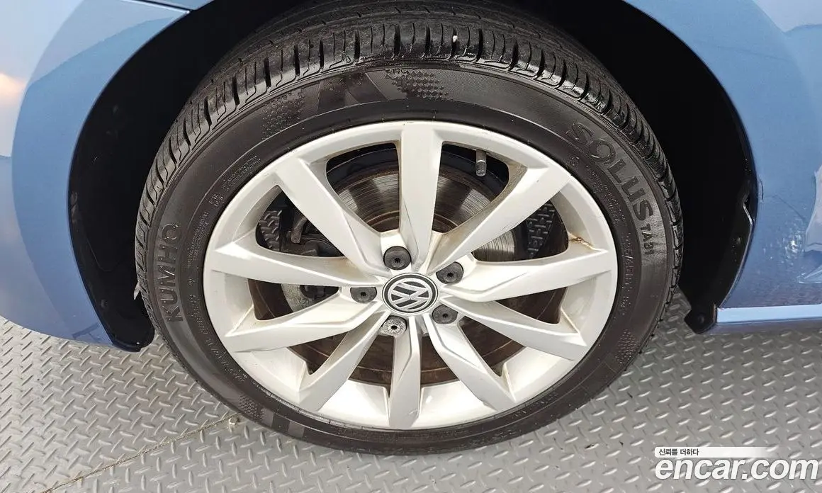 Volkswagen Golf 2014 1.6 автомат (гидро), фото 5