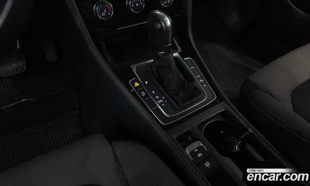 Volkswagen Golf 2014 1.6 автомат (гидро), миниатюра 9