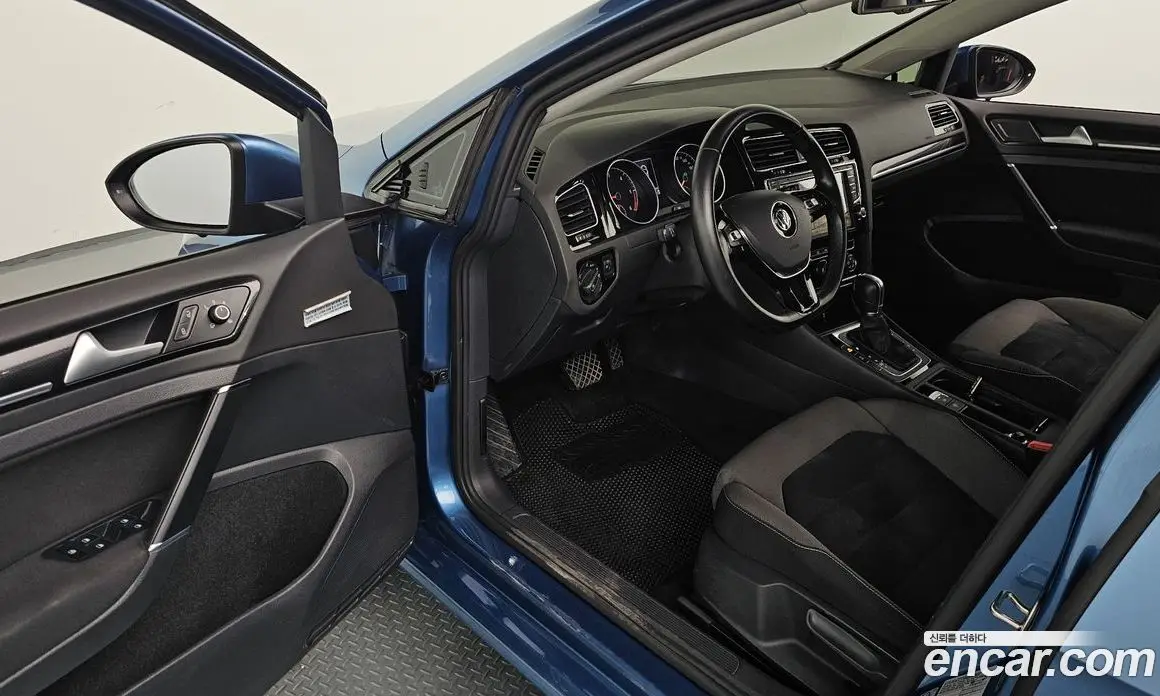 Volkswagen Golf 2014 1.6 автомат (гидро), фото 10