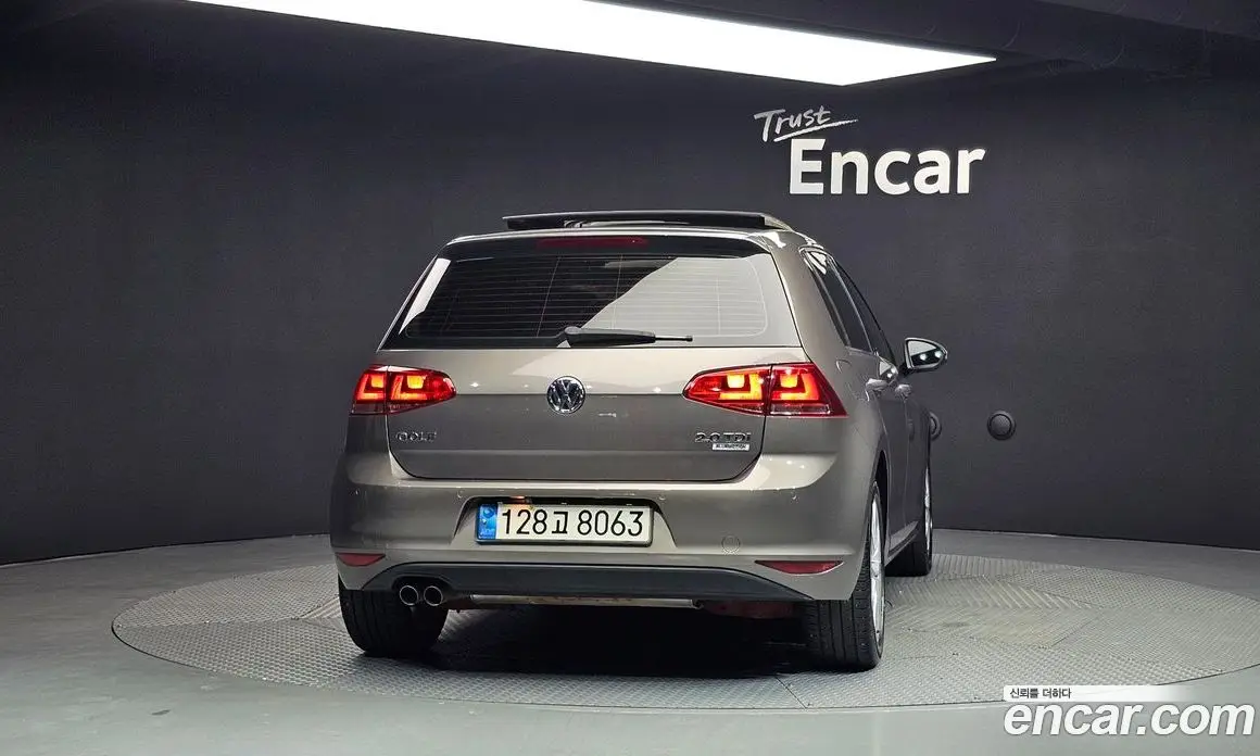 Volkswagen Golf 2016 2.0 автомат (гидро), фото 4 Volkswagen Golf 2016 2.0 автомат (гидро), фото 4
