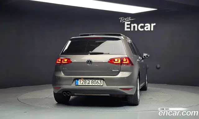 Volkswagen Golf 2016 2.0 автомат (гидро), миниатюра 4 Volkswagen Golf 2016 2.0 автомат (гидро), миниатюра 4