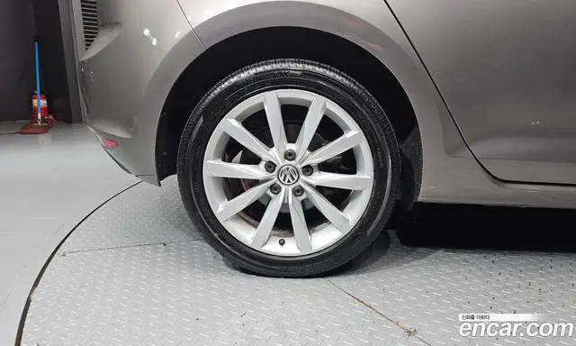 Volkswagen Golf 2016 2.0 автомат (гидро), миниатюра 5 Volkswagen Golf 2016 2.0 автомат (гидро), миниатюра 5