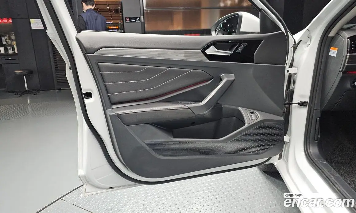Volkswagen Jetta 2022 1.5 автомат (гидро), фото 14 Volkswagen Jetta 2022 1.5 автомат (гидро), фото 14