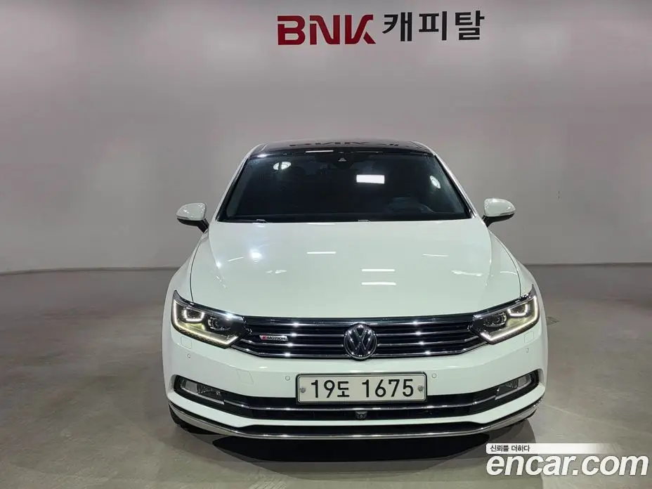 Volkswagen Passat 2018 2.0 автомат (гидро), фото 2 Volkswagen Passat 2018 2.0 автомат (гидро), фото 2