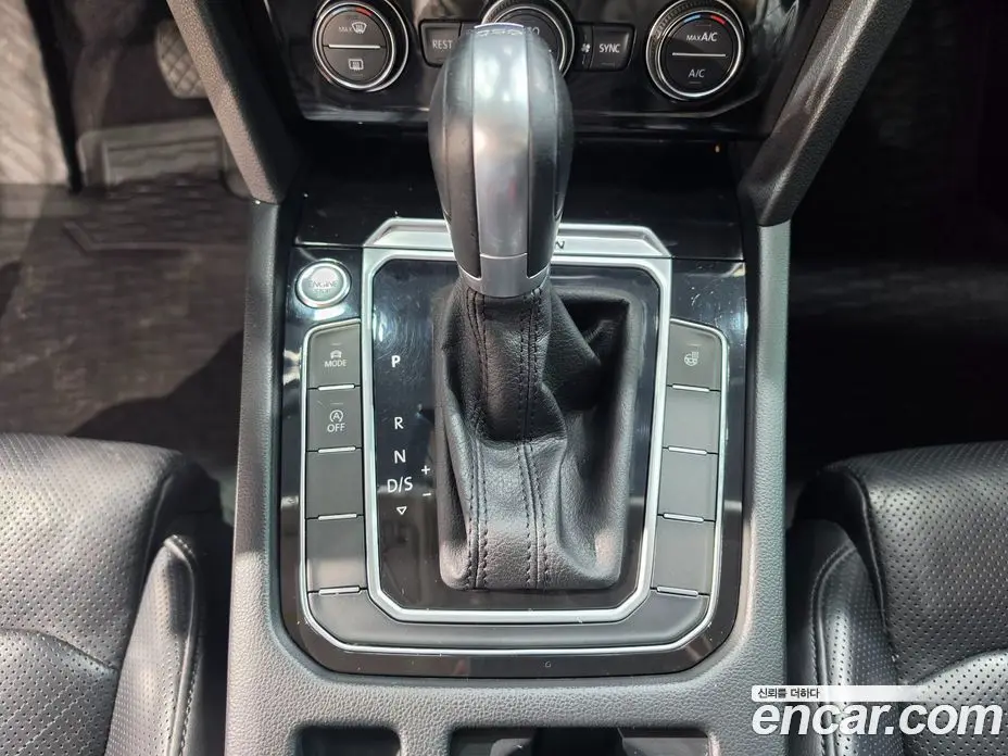 Volkswagen Passat 2018 2.0 автомат (гидро), фото 16 Volkswagen Passat 2018 2.0 автомат (гидро), фото 16