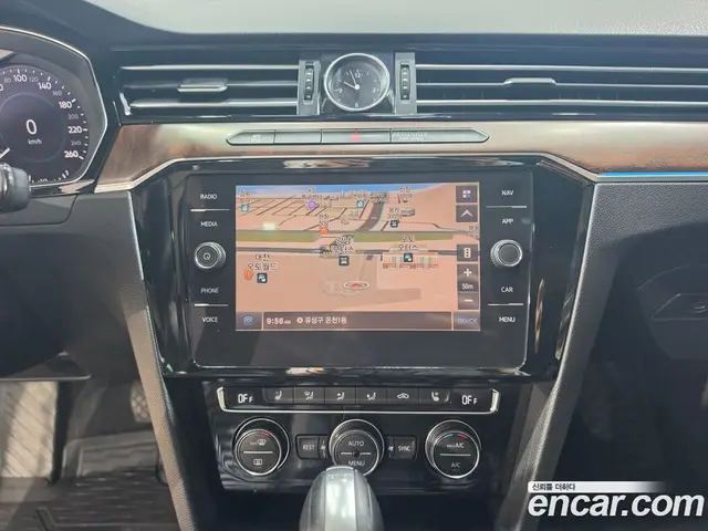 Volkswagen Passat 2018 2.0 автомат (гидро), миниатюра 8 Volkswagen Passat 2018 2.0 автомат (гидро), миниатюра 8