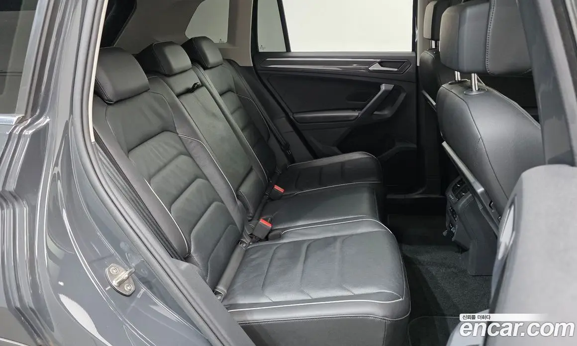Volkswagen Tiguan 2020 2.0 автомат (гидро), фото 17 Volkswagen Tiguan 2020 2.0 автомат (гидро), фото 17