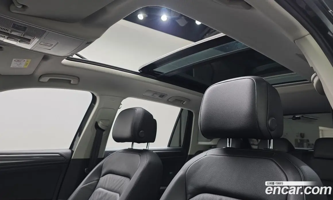 Volkswagen Tiguan 2020 2.0 автомат (гидро), фото 24 Volkswagen Tiguan 2020 2.0 автомат (гидро), фото 24