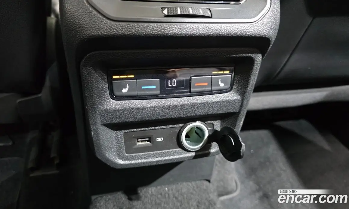 Volkswagen Tiguan 2020 2.0 автомат (гидро), фото 25 Volkswagen Tiguan 2020 2.0 автомат (гидро), фото 25