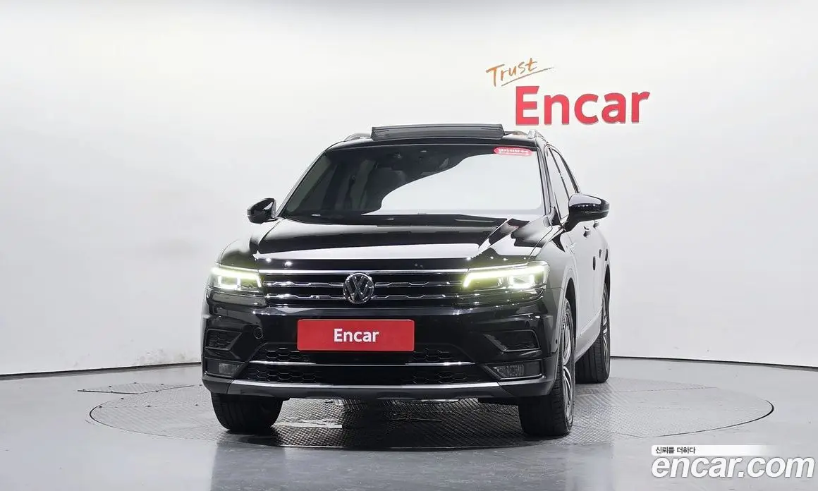 Volkswagen Tiguan 2020 2.0 автомат (гидро), фото 2 Volkswagen Tiguan 2020 2.0 автомат (гидро), фото 2