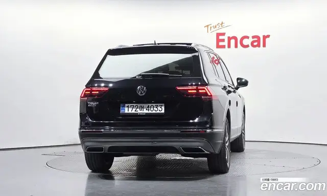Volkswagen Tiguan 2020 2.0 автомат (гидро), миниатюра 3 Volkswagen Tiguan 2020 2.0 автомат (гидро), миниатюра 3
