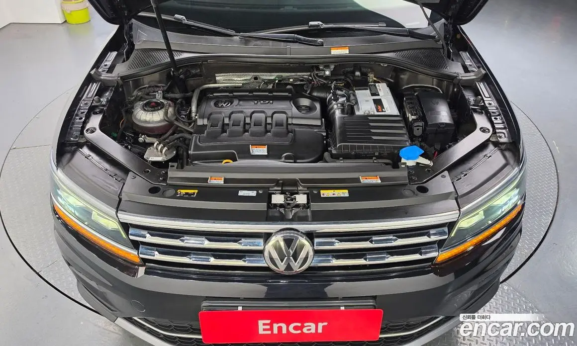 Volkswagen Tiguan 2020 2.0 автомат (гидро), фото 5 Volkswagen Tiguan 2020 2.0 автомат (гидро), фото 5