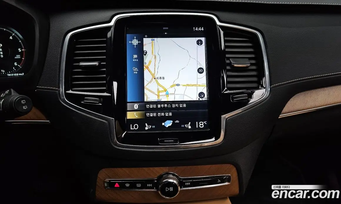 Volvo XC90 2019 2.0 автомат (гидро), фото 19 Volvo XC90 2019 2.0 автомат (гидро), фото 19