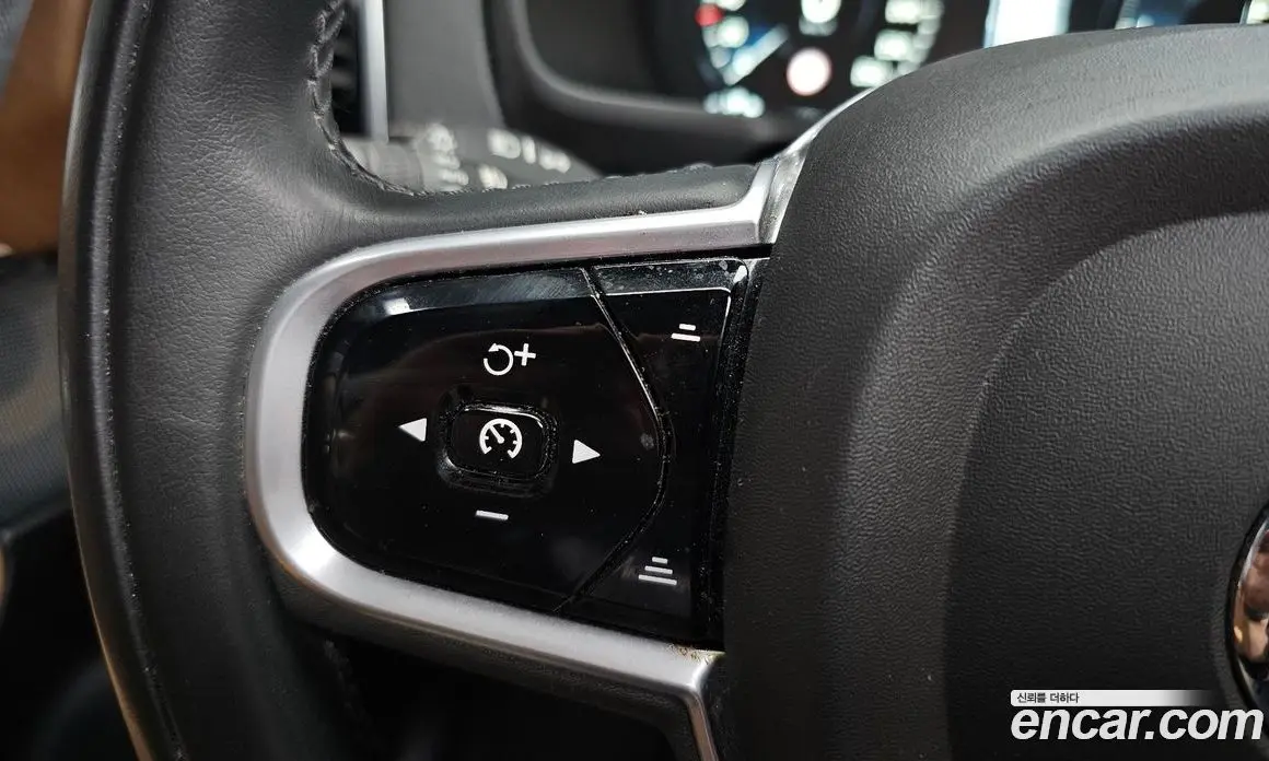 Volvo XC90 2019 2.0 автомат (гидро), фото 34 Volvo XC90 2019 2.0 автомат (гидро), фото 34