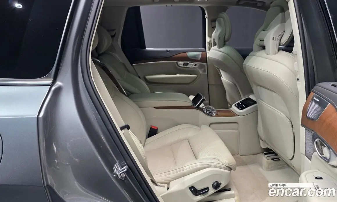 Volvo XC90 2019 2.0 автомат (гидро), фото 12 Volvo XC90 2019 2.0 автомат (гидро), фото 12