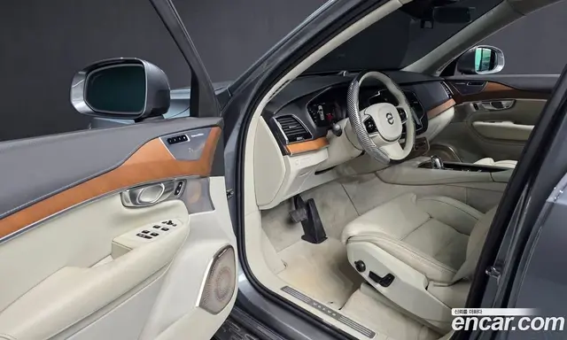 Volvo XC90 2019 2.0 автомат (гидро), миниатюра 10 Volvo XC90 2019 2.0 автомат (гидро), миниатюра 10
