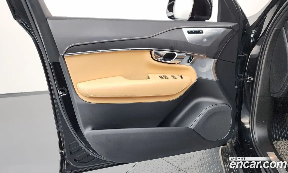 Volvo XC90 2022 2.0 автомат (гидро), фото 14 Volvo XC90 2022 2.0 автомат (гидро), фото 14