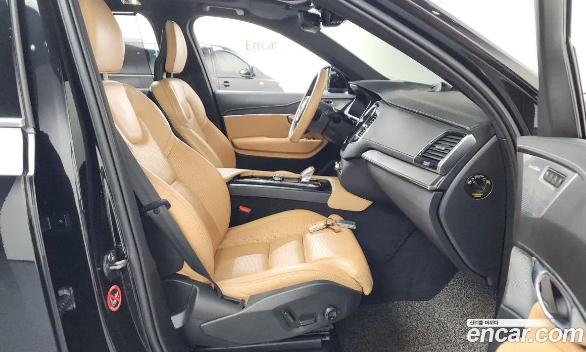 Volvo XC90 2022 2.0 автомат (гидро), фото 16 Volvo XC90 2022 2.0 автомат (гидро), фото 16