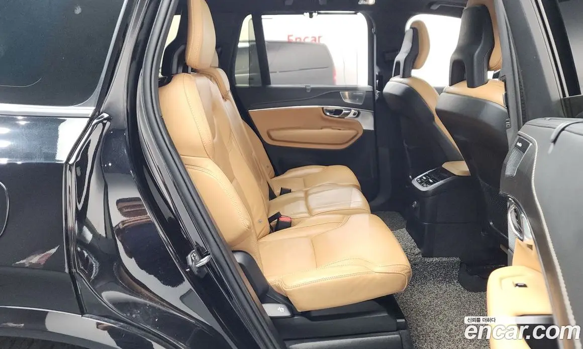 Volvo XC90 2022 2.0 автомат (гидро), фото 17 Volvo XC90 2022 2.0 автомат (гидро), фото 17