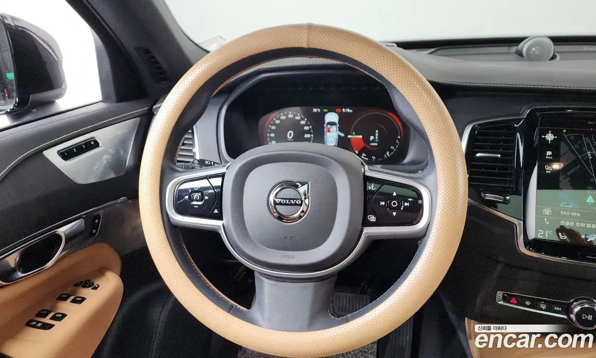 Volvo XC90 2022 2.0 автомат (гидро), фото 20 Volvo XC90 2022 2.0 автомат (гидро), фото 20