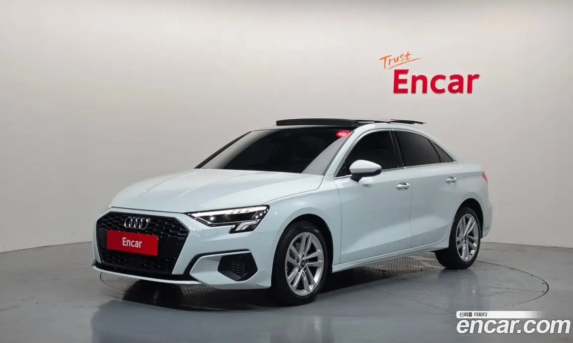 Audi A3 2023 2.0 автомат (гидро), фото 1 Audi A3 2023 2.0 автомат (гидро), фото 1