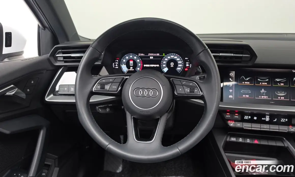 Audi A3 2023 2.0 автомат (гидро), фото 13 Audi A3 2023 2.0 автомат (гидро), фото 13