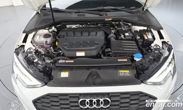 Audi A3 2023 2.0 автомат (гидро), миниатюра 6 Audi A3 2023 2.0 автомат (гидро), миниатюра 6