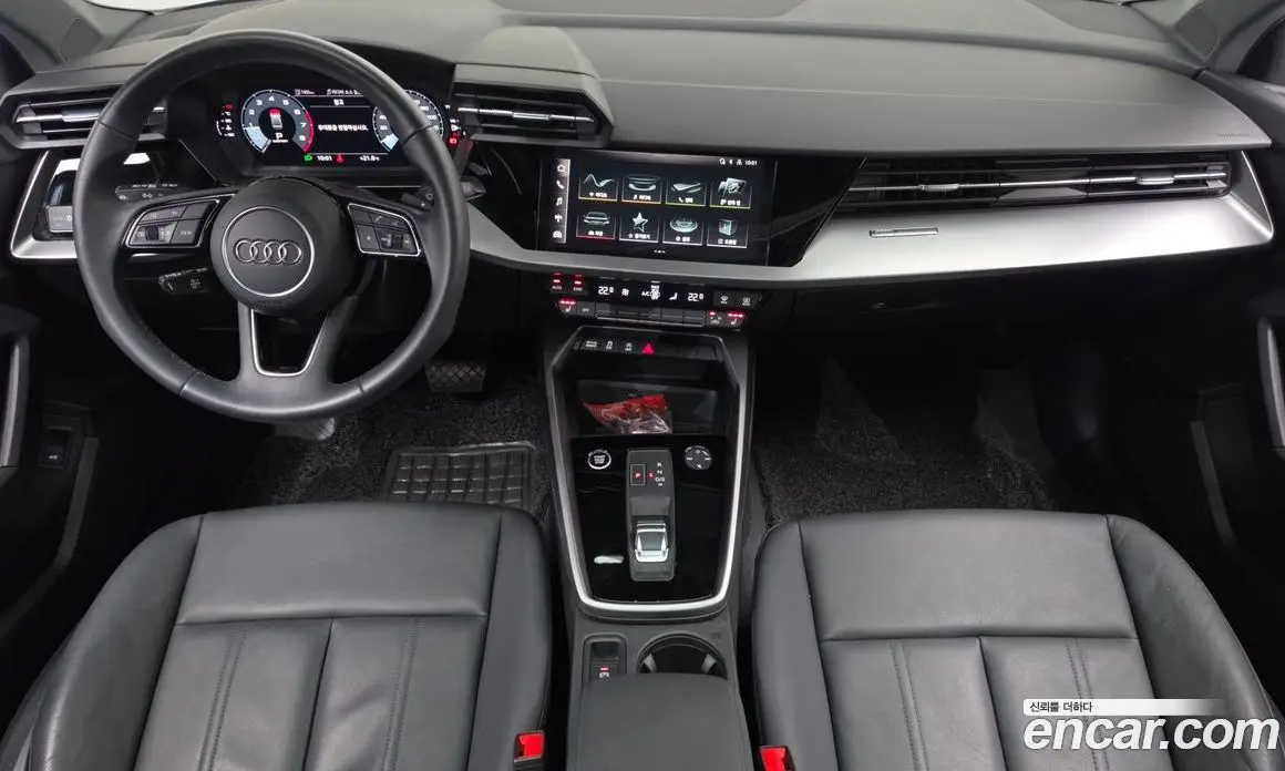 Audi A3 2023 2.0 автомат (гидро), фото 7 Audi A3 2023 2.0 автомат (гидро), фото 7