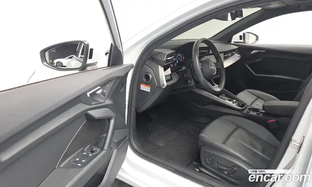 Audi A3 2023 2.0 автомат (гидро), миниатюра 10 Audi A3 2023 2.0 автомат (гидро), миниатюра 10