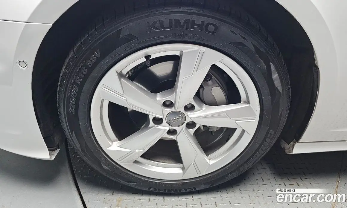 Audi A6 2019 2.0 автомат (гидро), фото 5 Audi A6 2019 2.0 автомат (гидро), фото 5