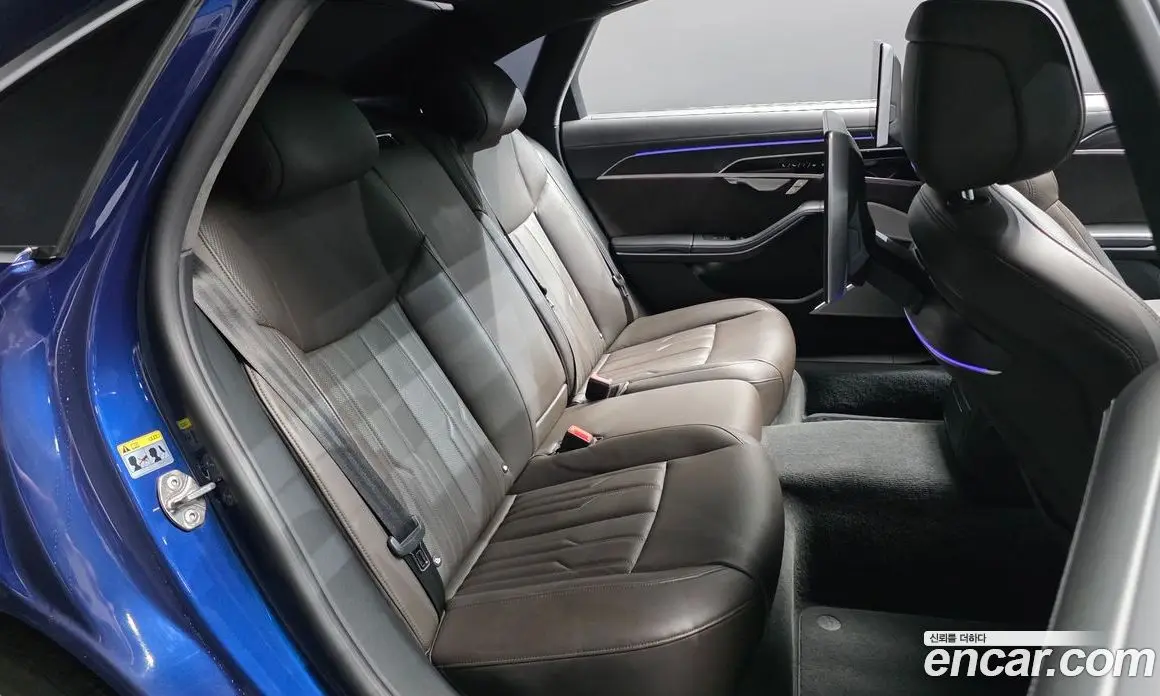 Audi A8 2021 4.0 автомат (гидро), фото 17 Audi A8 2021 4.0 автомат (гидро), фото 17