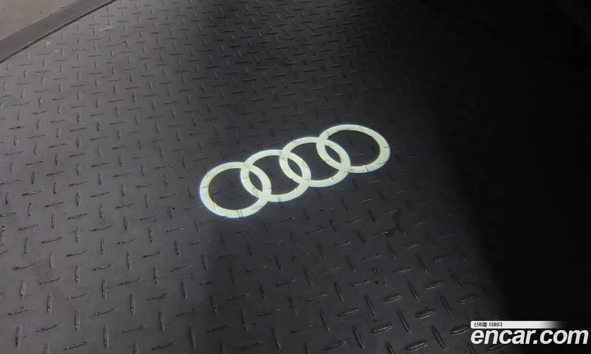 Audi A8 2021 4.0 автомат (гидро), фото 24 Audi A8 2021 4.0 автомат (гидро), фото 24