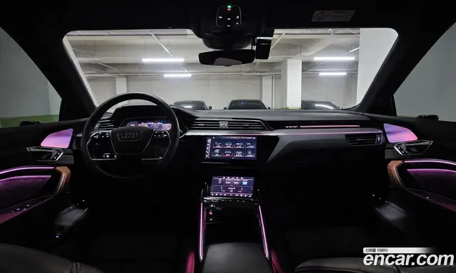 Audi e-tron 2020 автомат (гидро), миниатюра 11