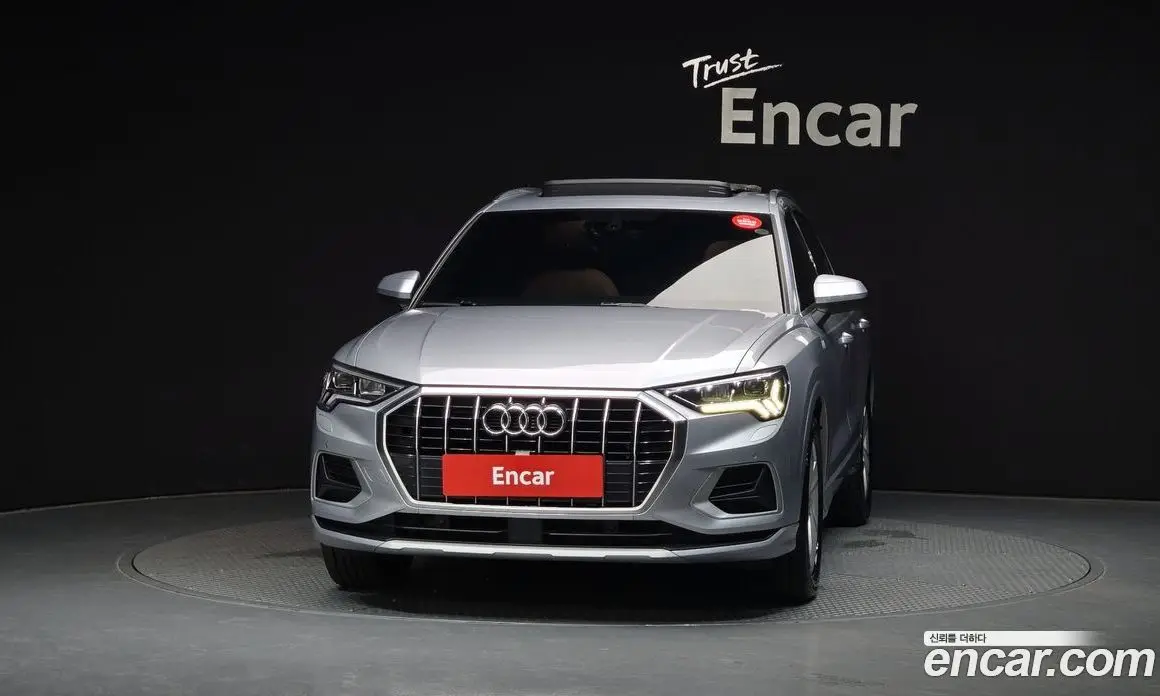 Audi Q3 2020 2.0 автомат (гидро), фото 3 Audi Q3 2020 2.0 автомат (гидро), фото 3