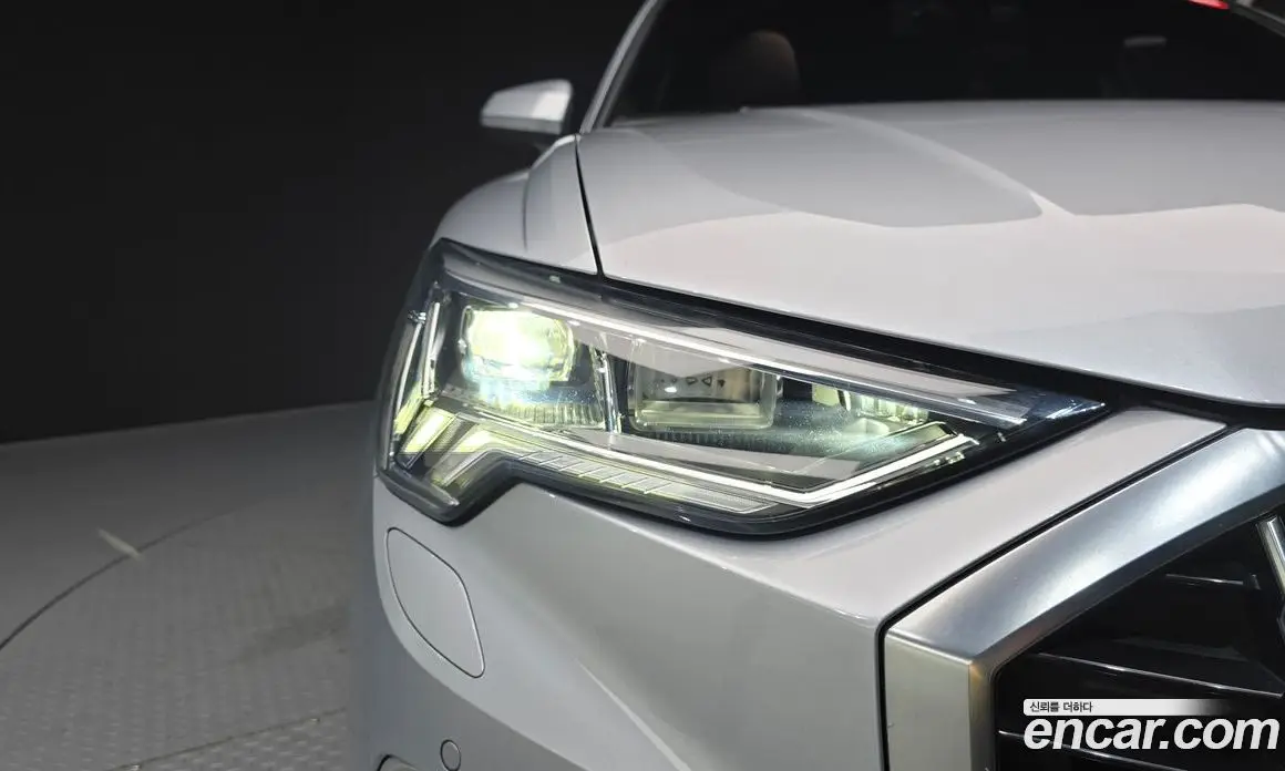 Audi Q3 2020 2.0 автомат (гидро), фото 8 Audi Q3 2020 2.0 автомат (гидро), фото 8