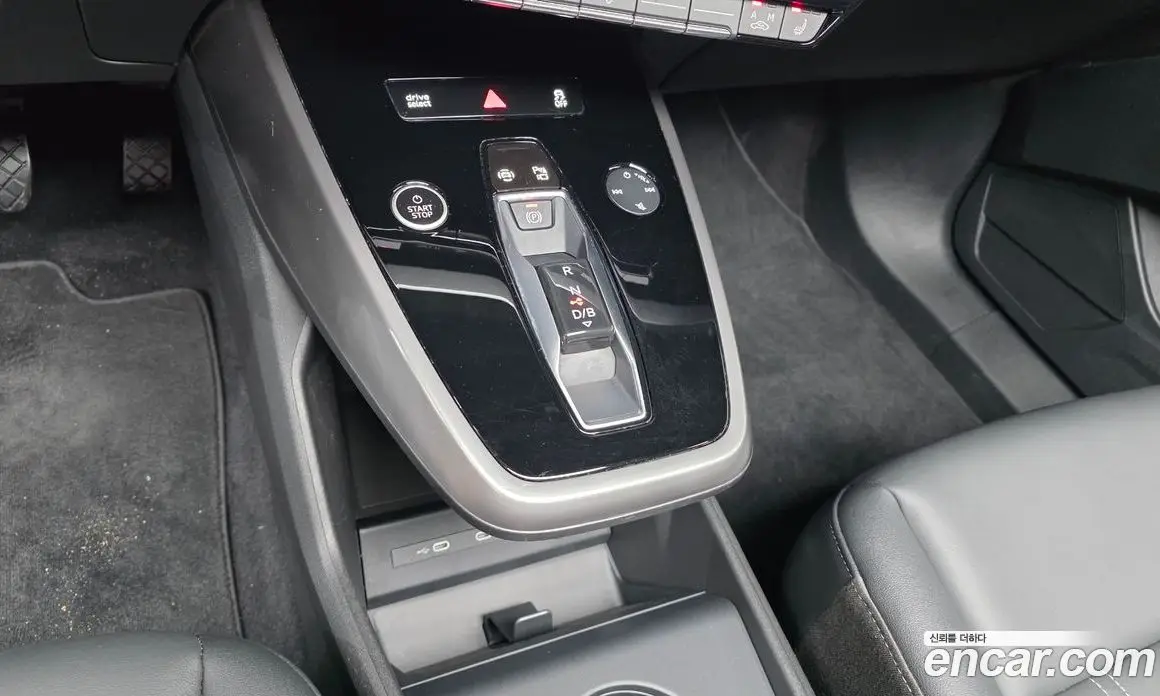 Audi Q4 e-tron 2023 0.2 автомат (гидро), фото 11 Audi Q4 e-tron 2023 0.2 автомат (гидро), фото 11