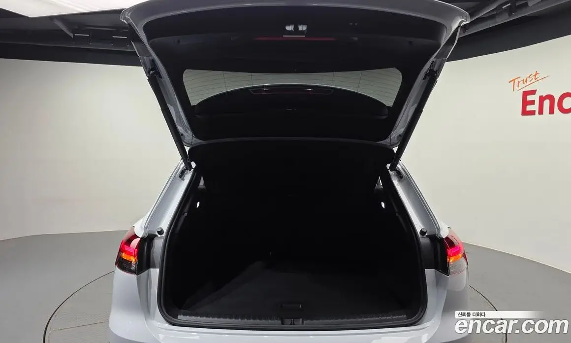 Audi Q4 e-tron 2023 0.2 автомат (гидро), фото 25 Audi Q4 e-tron 2023 0.2 автомат (гидро), фото 25