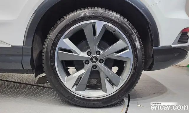 Audi Q4 e-tron 2023 0.2 автомат (гидро), миниатюра 6 Audi Q4 e-tron 2023 0.2 автомат (гидро), миниатюра 6