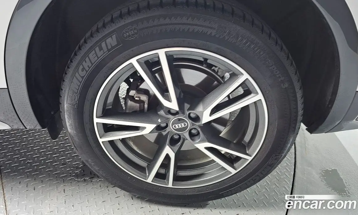 Audi Q5 2022 2.0 автомат (гидро), фото 28
