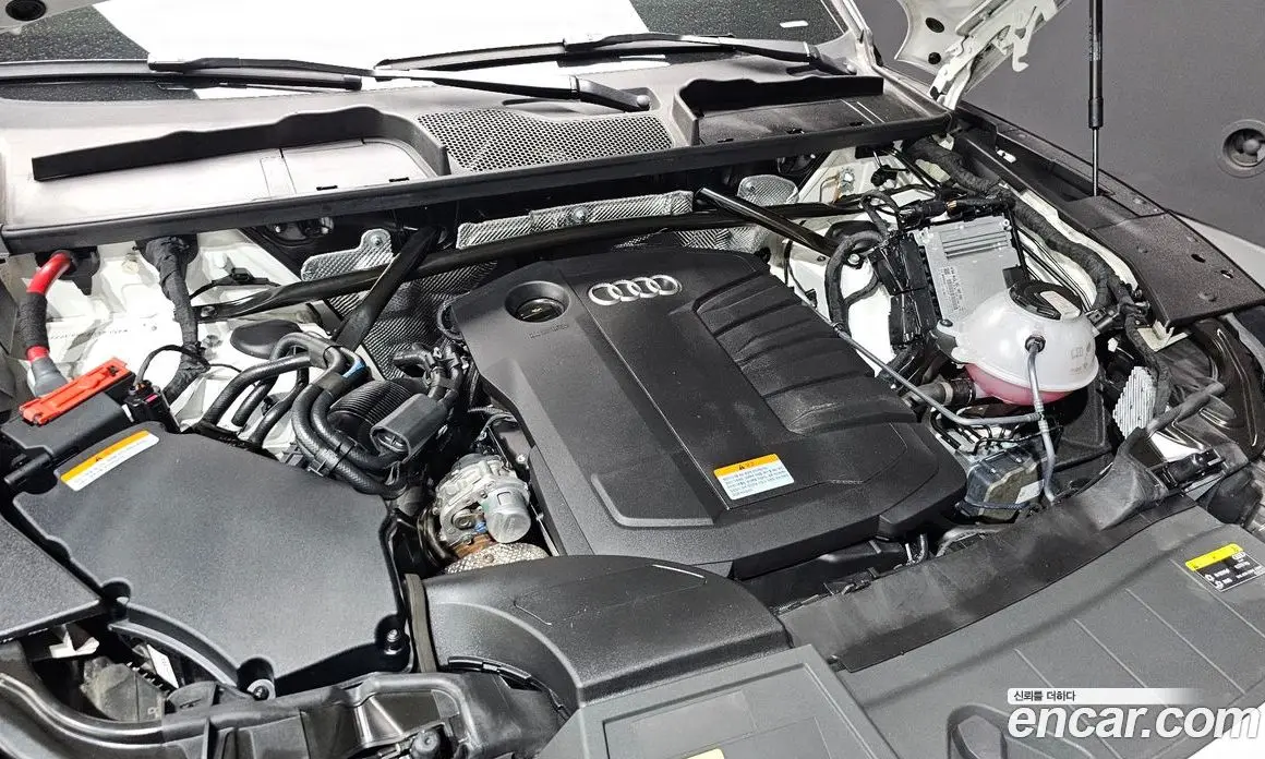 Audi Q5 2022 2.0 автомат (гидро), фото 6