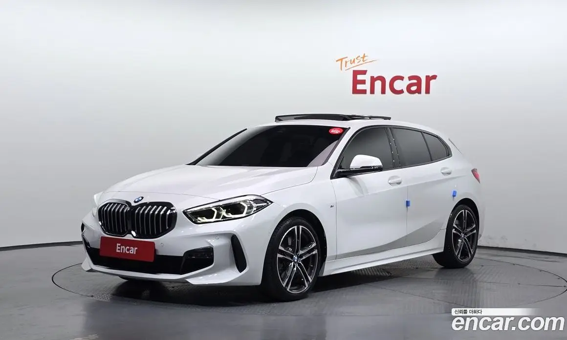 BMW 1 серия 2022 2.0 автомат (гидро), фото 1 BMW 1 серия 2022 2.0 автомат (гидро), фото 1